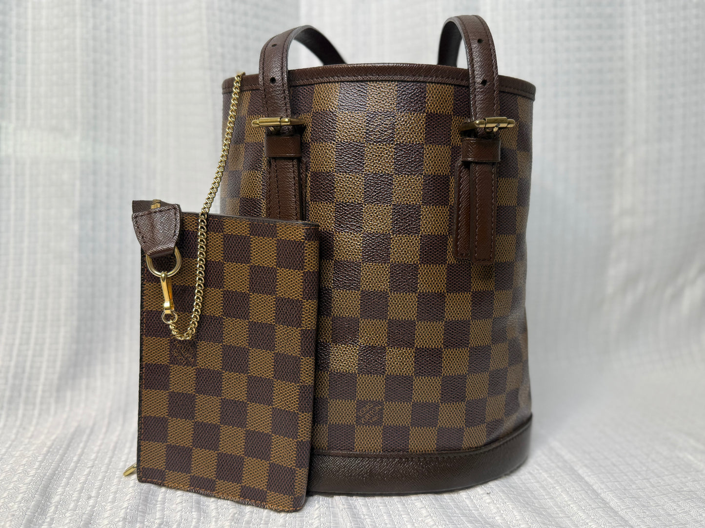Louis Vuitton Damier Ebene Bucket Bag with Pouch